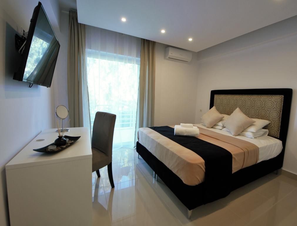 Athena Apartment Artemida  Esterno foto
