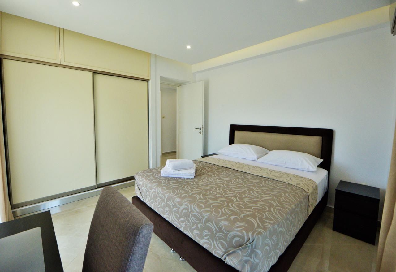 Athena Apartment Artemida  Esterno foto