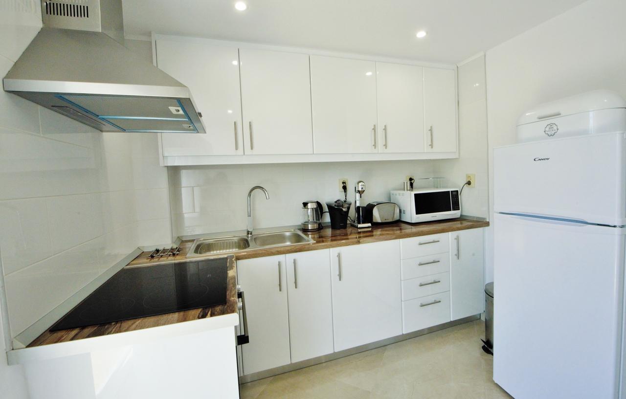 Athena Apartment Artemida  Esterno foto