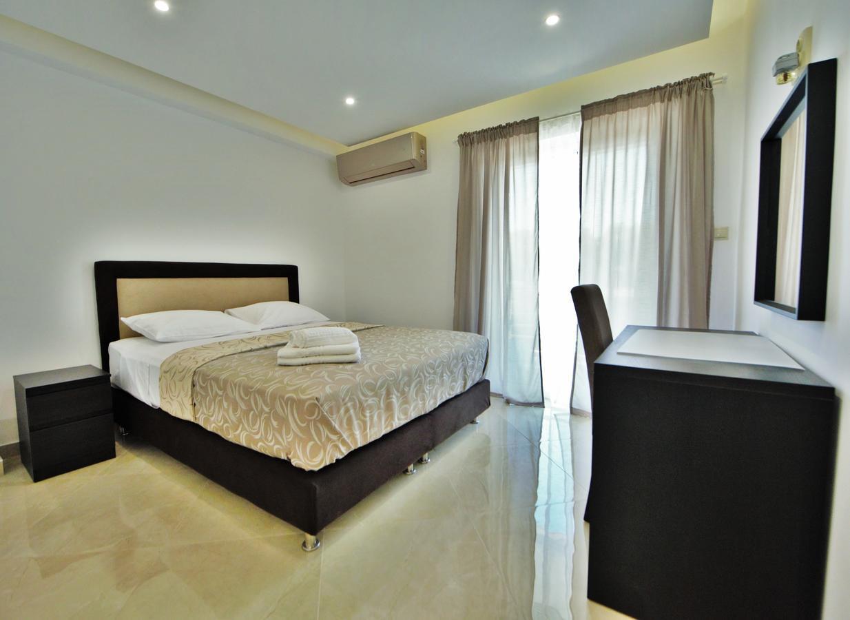 Athena Apartment Artemida  Esterno foto